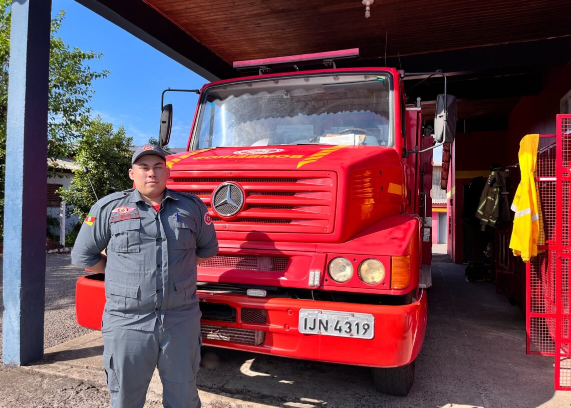 Luiz Miguel preside a Associação de Voluntários e atua como bombeiro.
Foto: Matheus de Oliveira