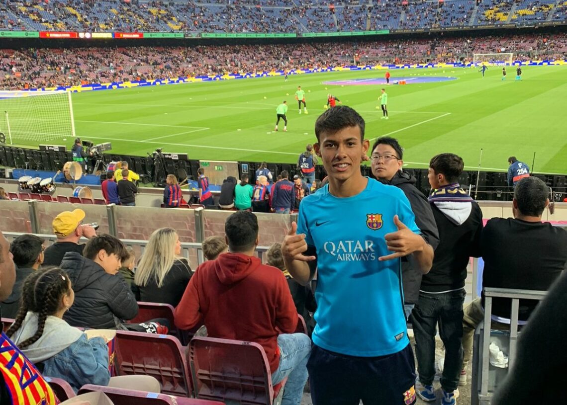 Atleta do E.C. Igrejinha aproveitou para conhecer o estádio Camp Nou, do Barcelona
Fotos: Divulgação