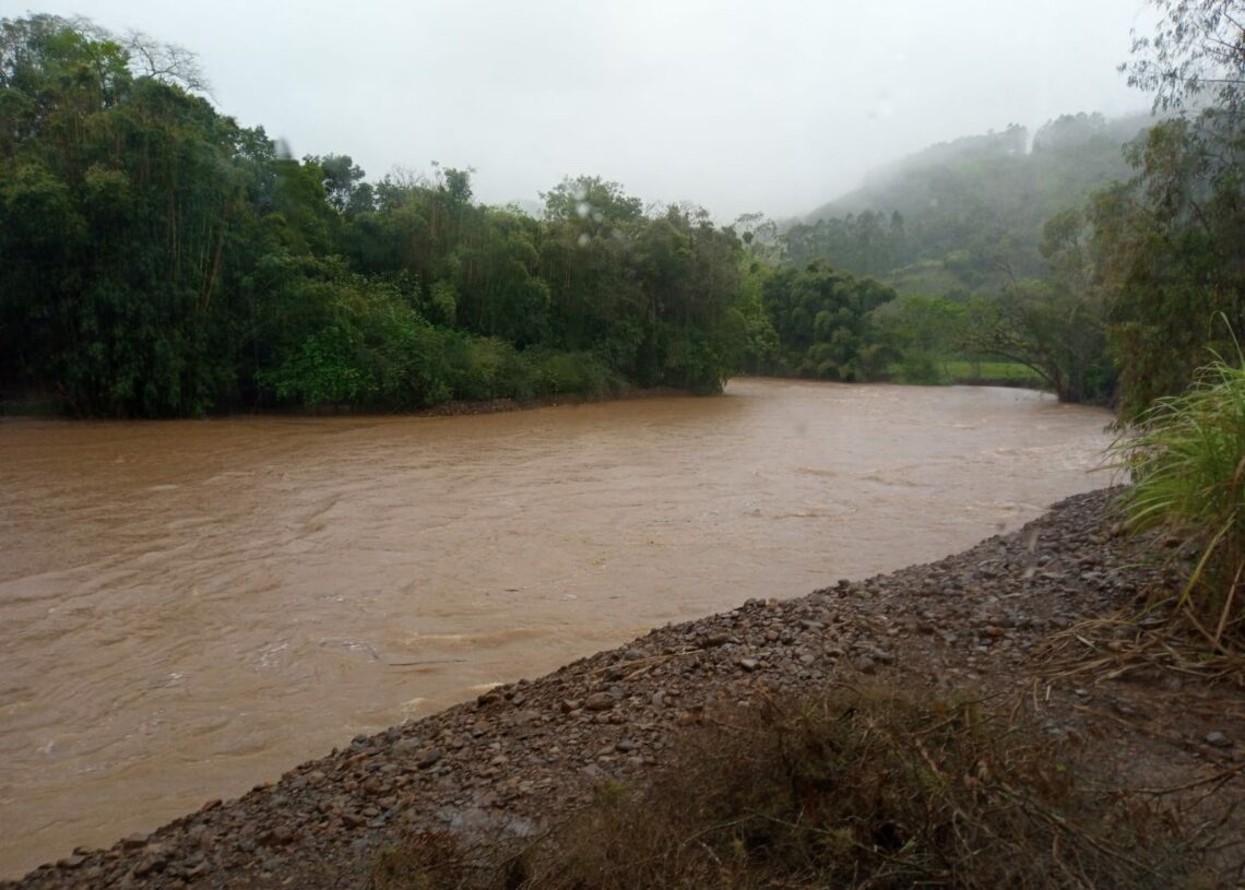 Defesa Civil de Taquara realiza o constante monitoramento do nível dos rios
Foto: Divulgação/Prefeitura de Taquara