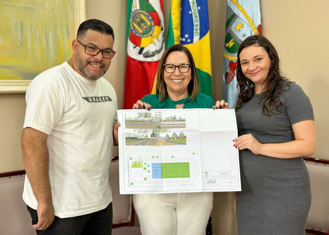Prefeita Sirlei e secretário Maurício conheceram o projeto na manhã desta quinta Foto: Cris Vargas/Prefeitura de Taquara