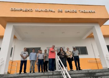 Chaves foram entregues à prefeita Sirlei Silveira nesta sexta-feira Foto: Cris Vargas/Prefeitura de Taquara